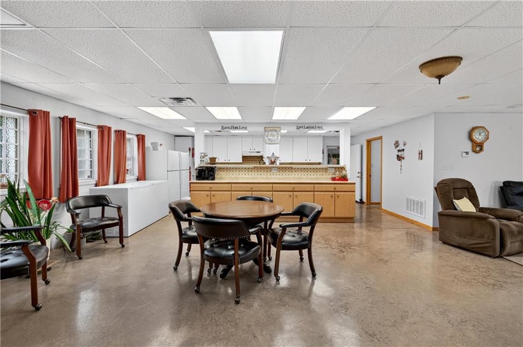 423 S Barbee Street — photo 20