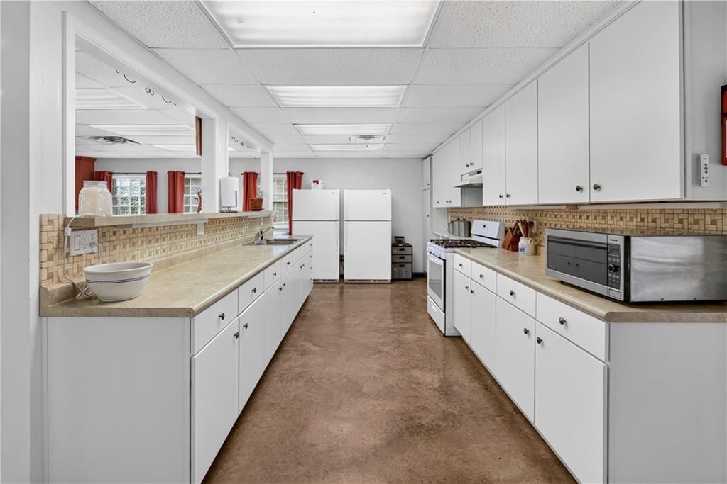 423 S Barbee Street — photo 23