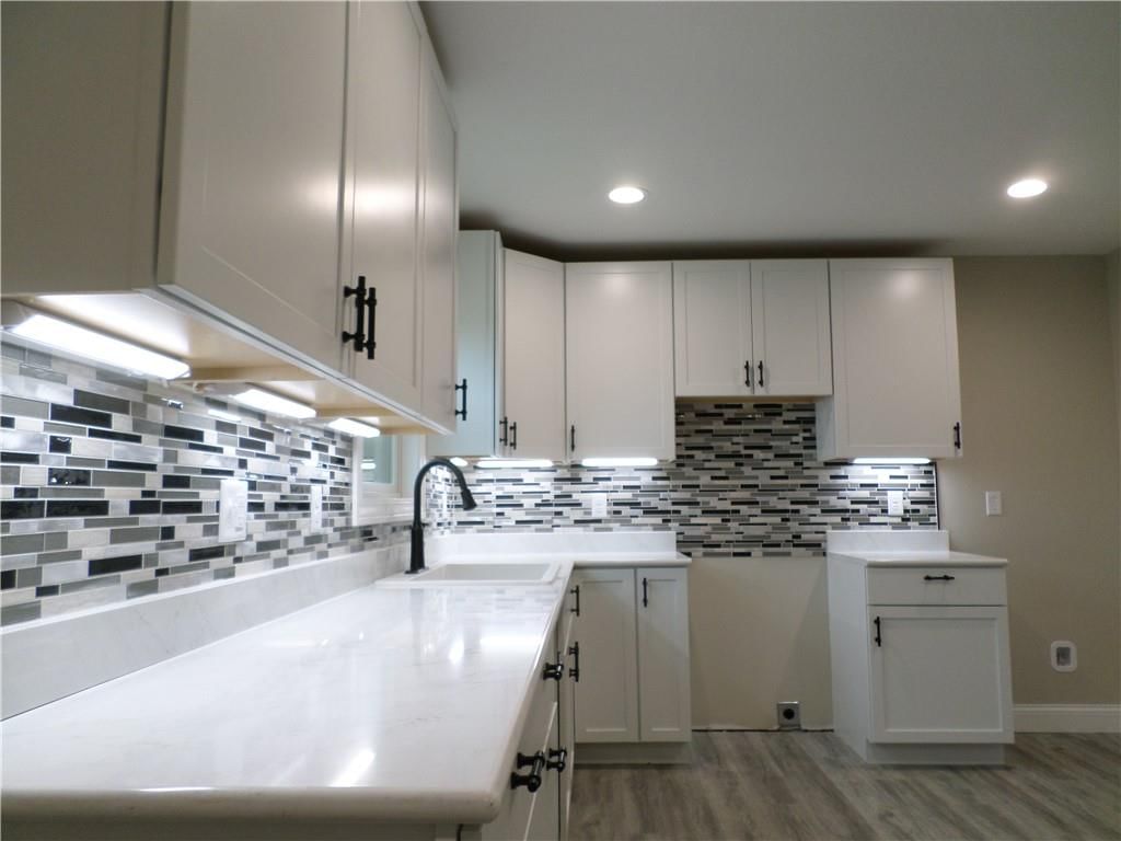 210 S Park Street — photo 6