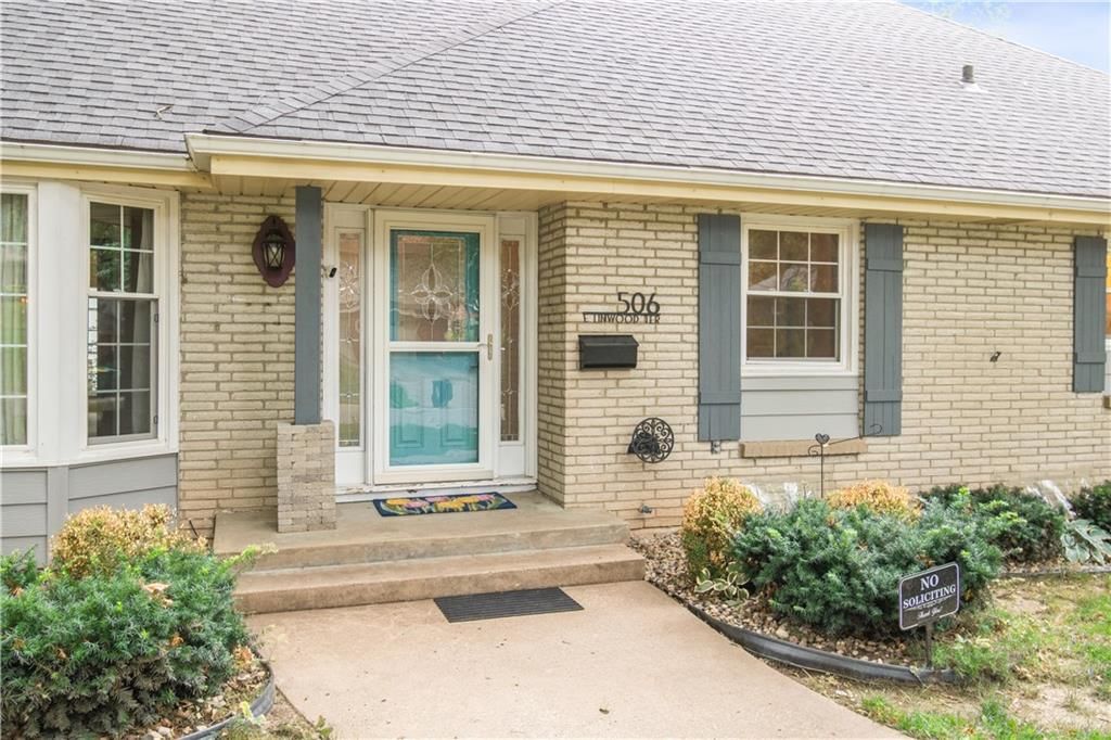 506 Linwood Terrace — photo 3