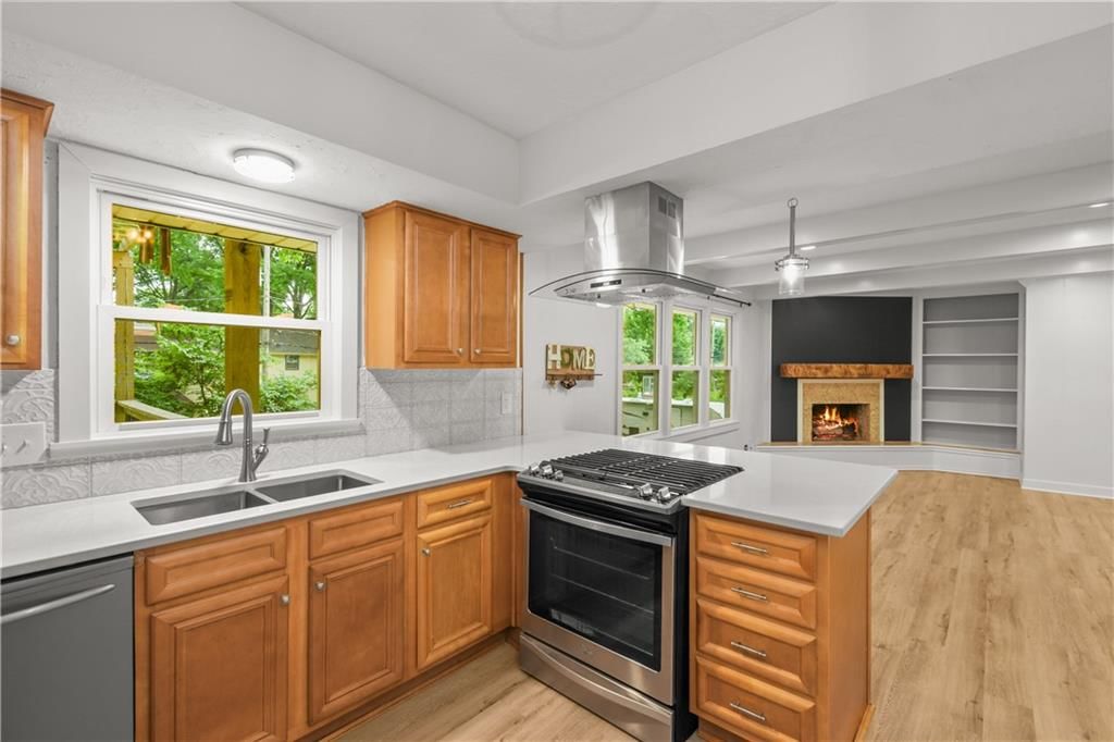 506 Linwood Terrace — photo 8