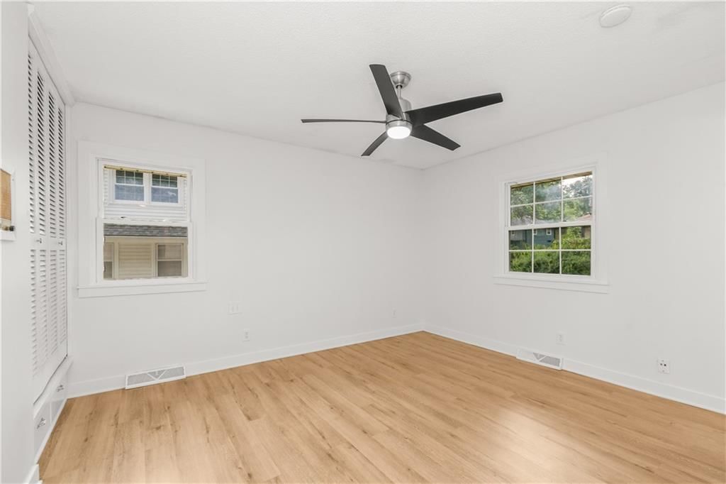 506 Linwood Terrace — photo 16