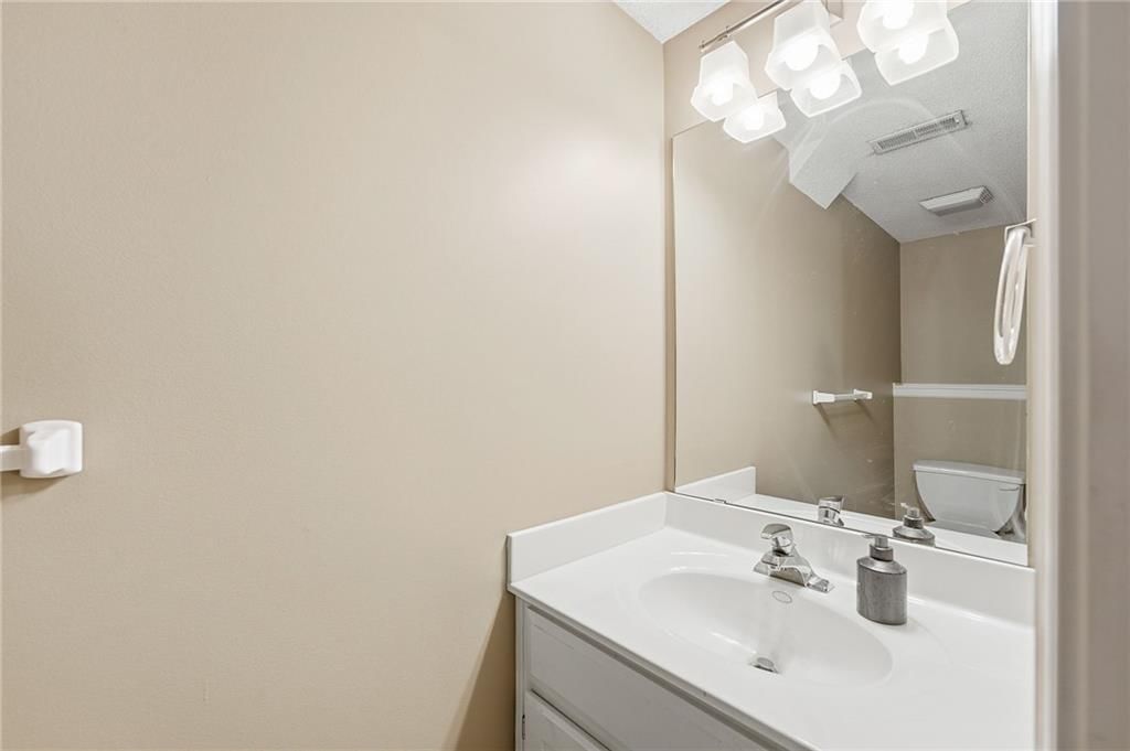 2621 NE Horseshoe Drive — photo 30
