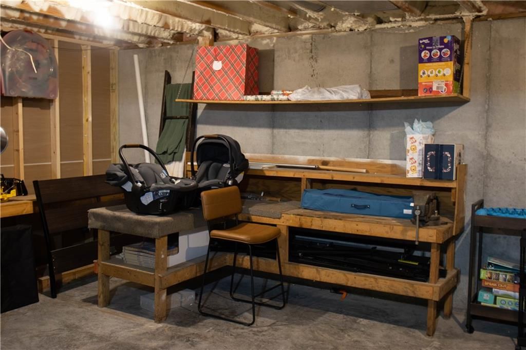 511 W 4th Street — photo 31