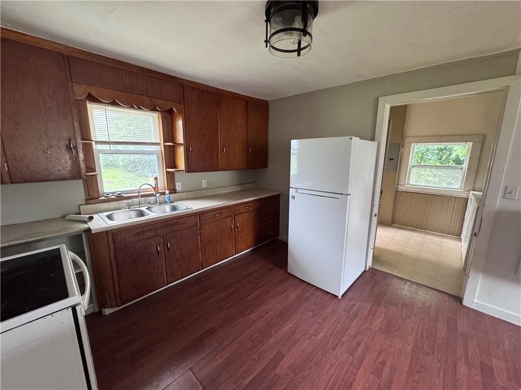 400 1/2 N oak Street — photo 8