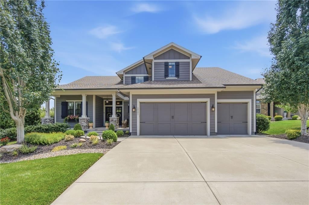 10501 W 160th Street, Overland Park, KS