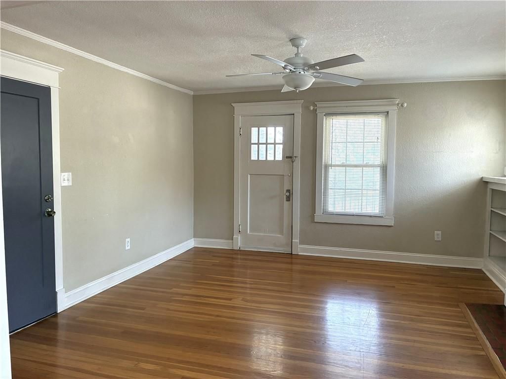 3241 Gillham Road — photo 7