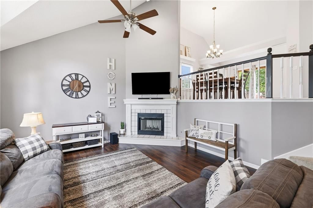 17320 W 156th Terrace — photo 7