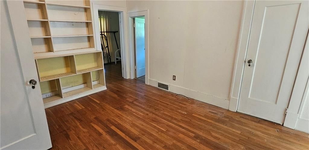 503 W Jefferson Street — photo 17