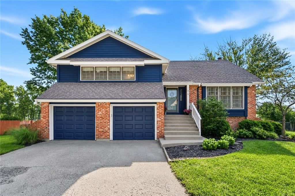 416 N PERSIMMON Drive — photo 1