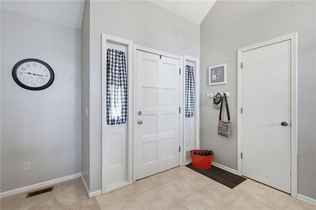 416 N PERSIMMON Drive — photo 9