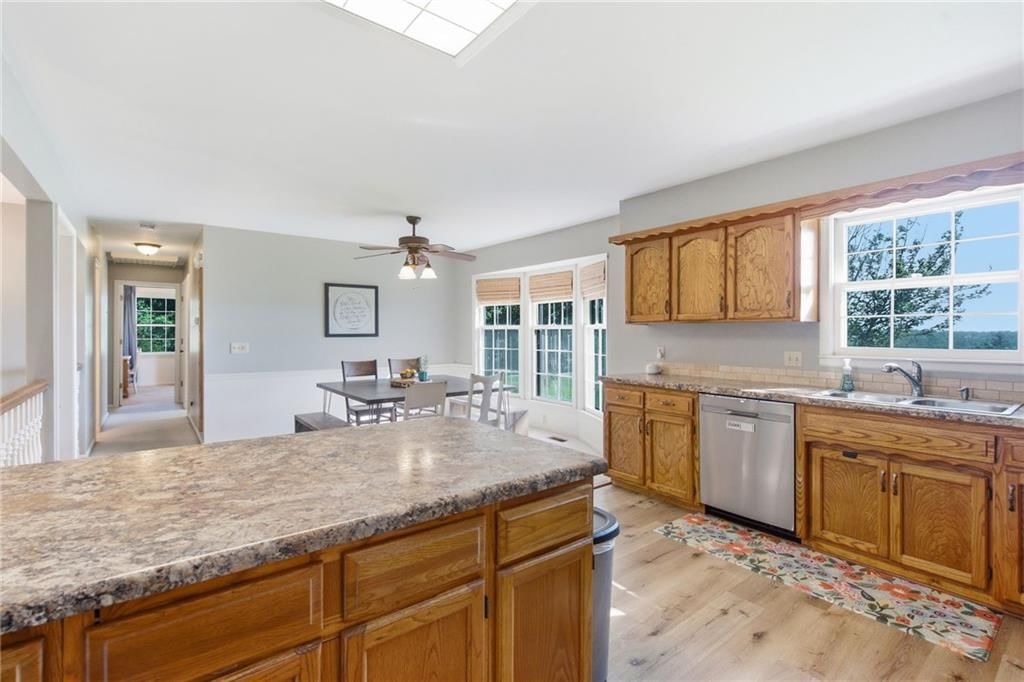 416 N PERSIMMON Drive — photo 16