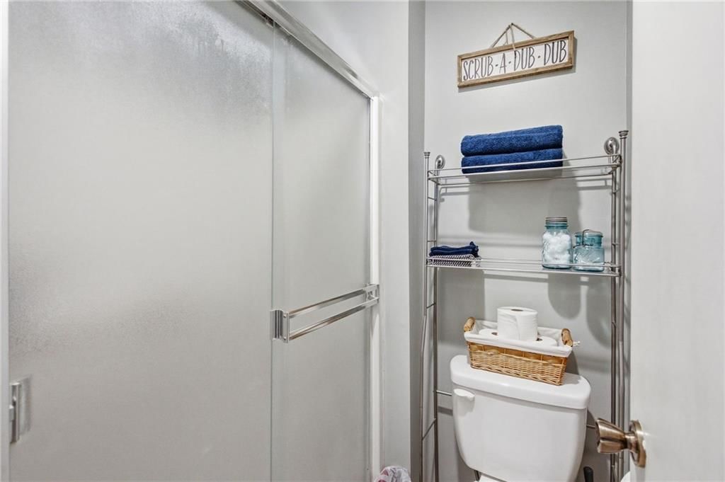 416 N PERSIMMON Drive — photo 21