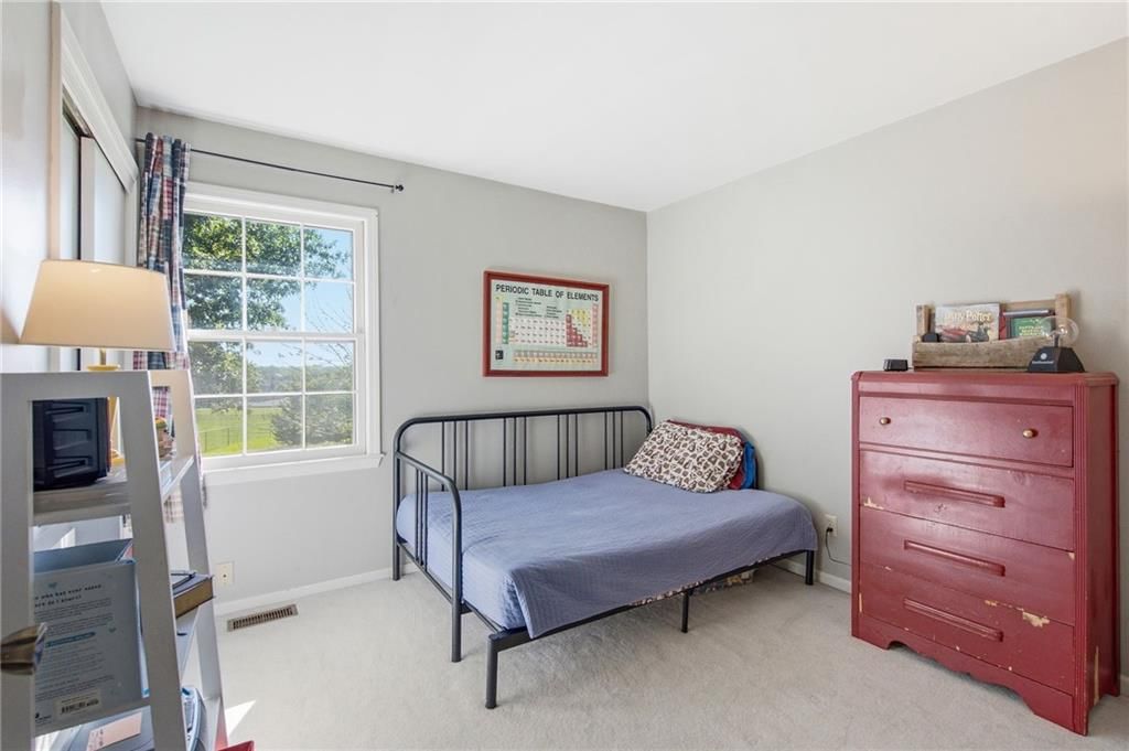 416 N PERSIMMON Drive — photo 23