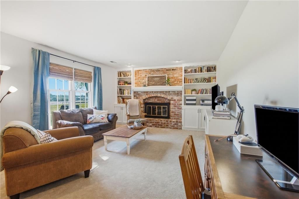 416 N PERSIMMON Drive — photo 26
