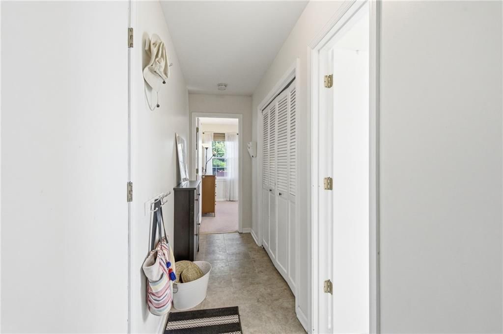 416 N PERSIMMON Drive — photo 30