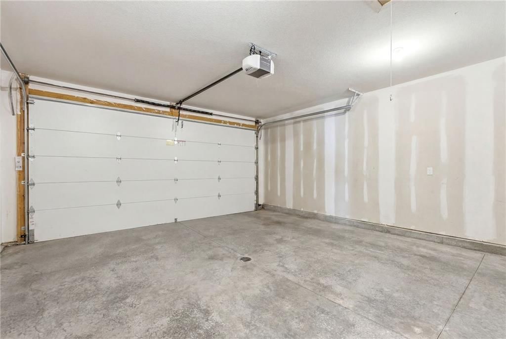 1102 White Oaks Lane — photo 32