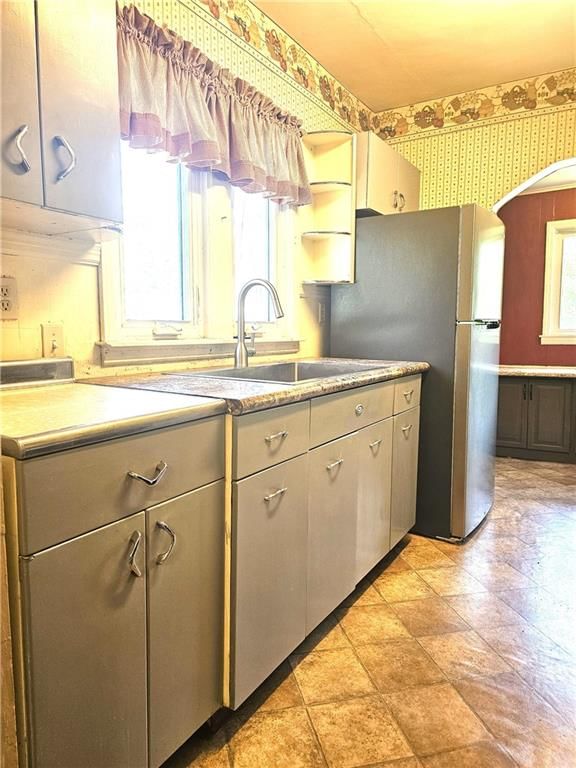209 W Commercial Street — photo 14