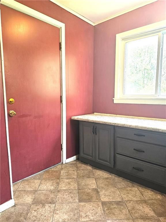 209 W Commercial Street — photo 18