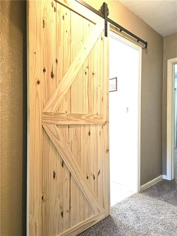 209 W Commercial Street — photo 22