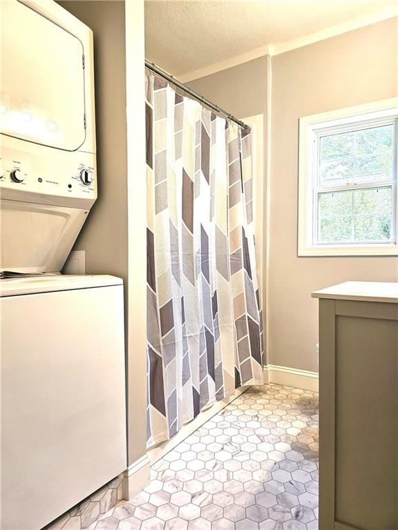 209 W Commercial Street — photo 26