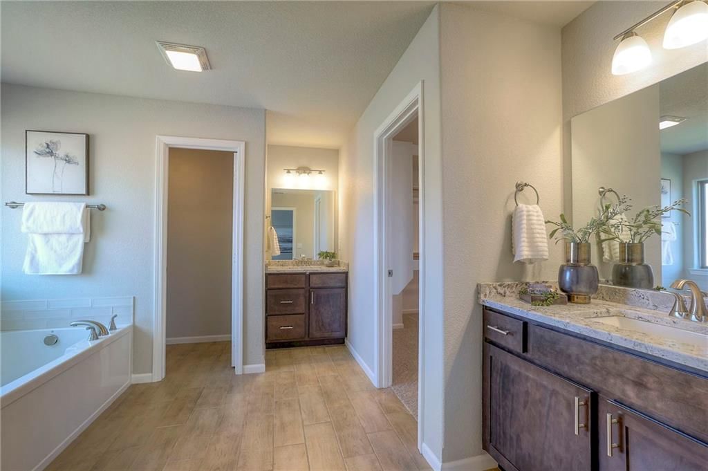 25259 W 92nd Terrace — photo 16