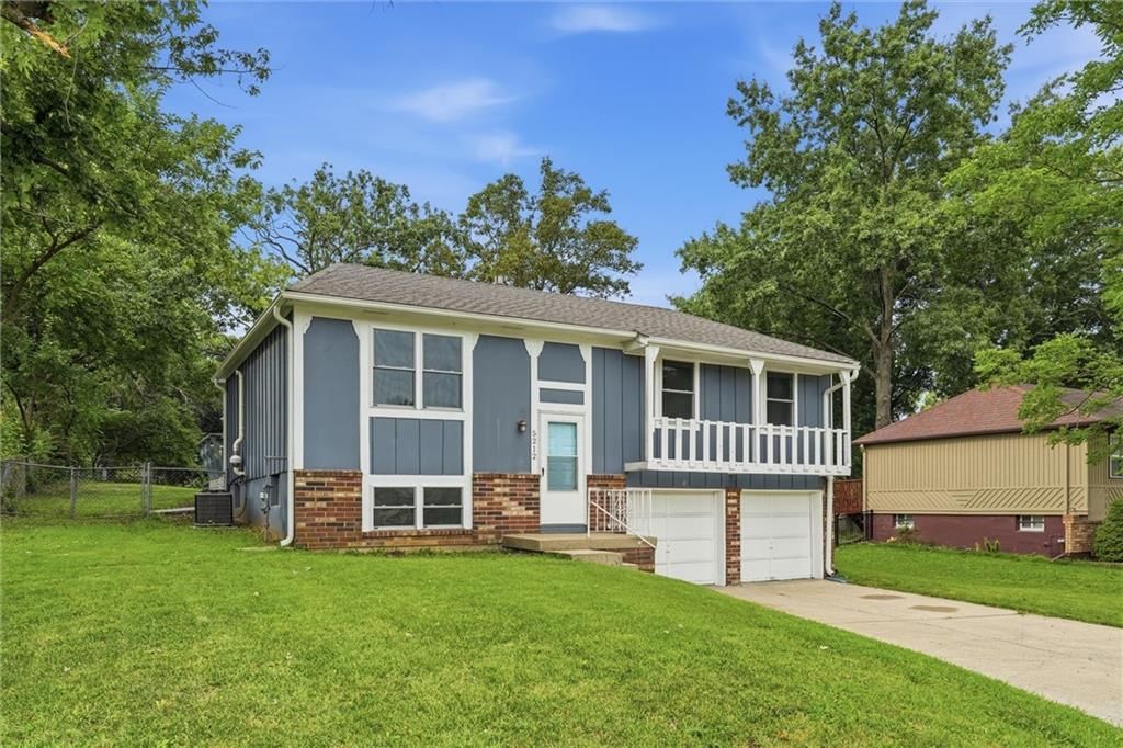 5212 NW Valley View Road — photo 3
