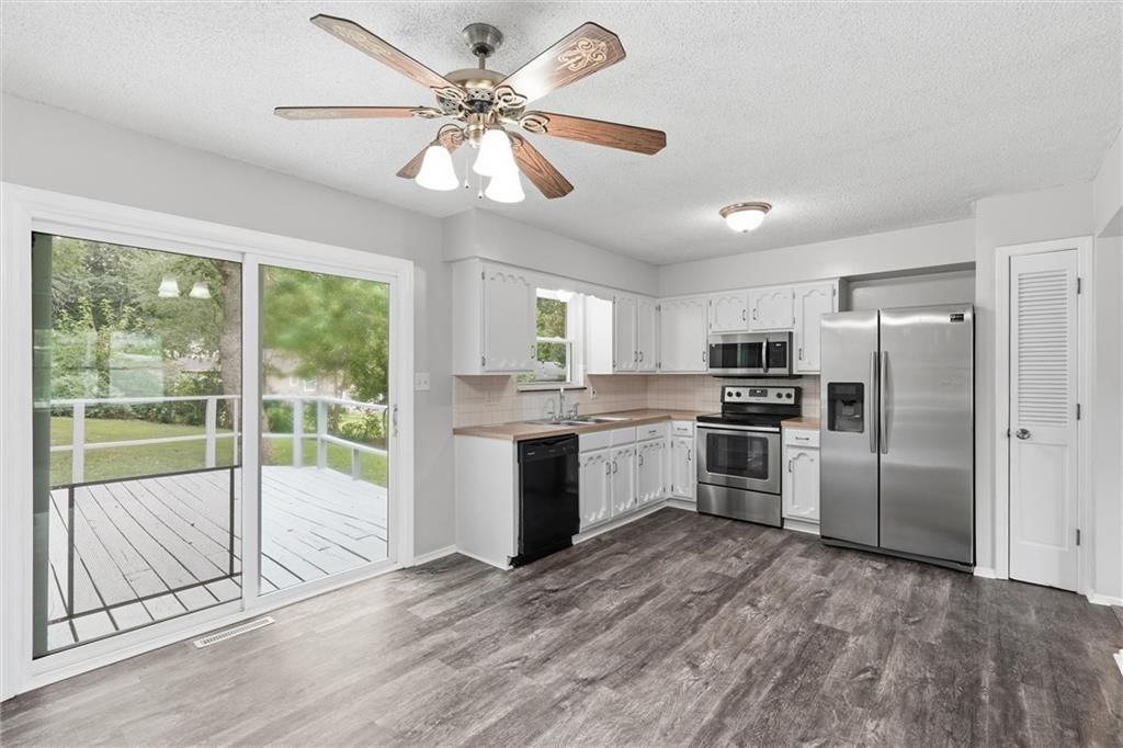 5212 NW Valley View Road — photo 13