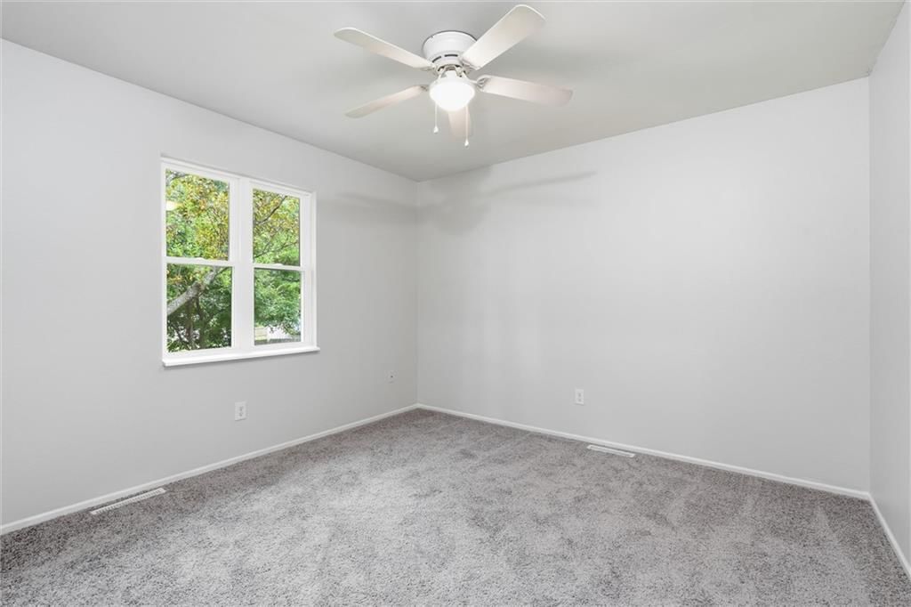 5212 NW Valley View Road — photo 17