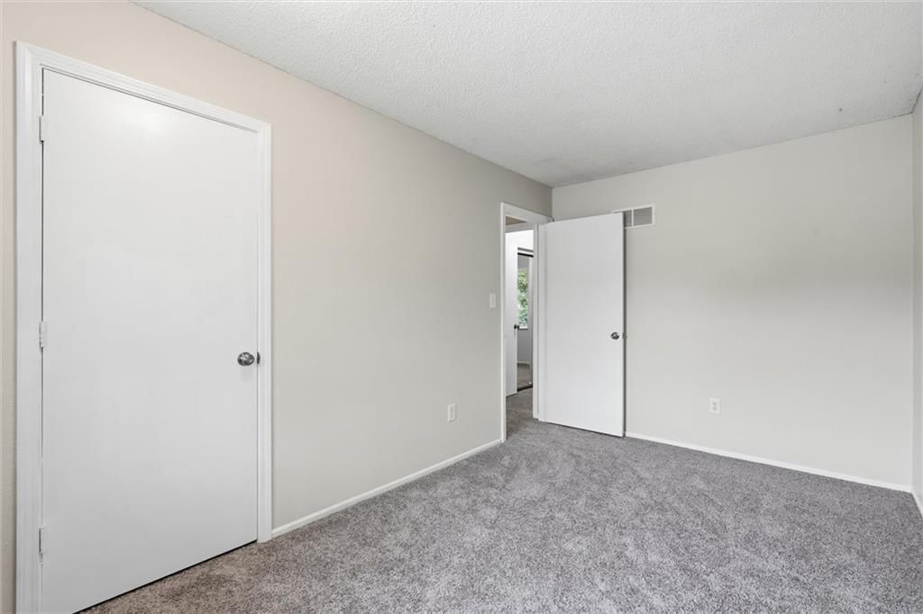 5212 NW Valley View Road — photo 21