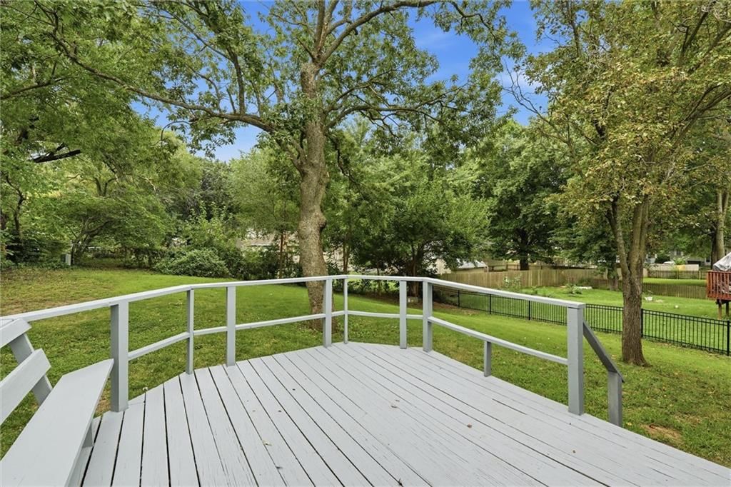 5212 NW Valley View Road — photo 27