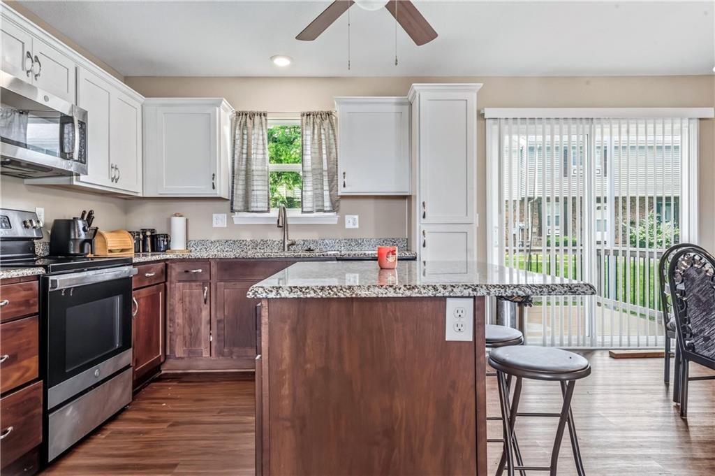 12704 Applewood Drive — photo 7