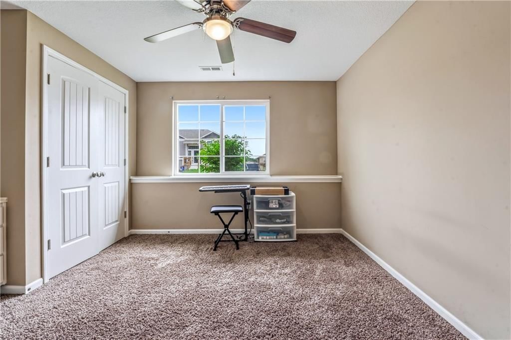 12704 Applewood Drive — photo 18