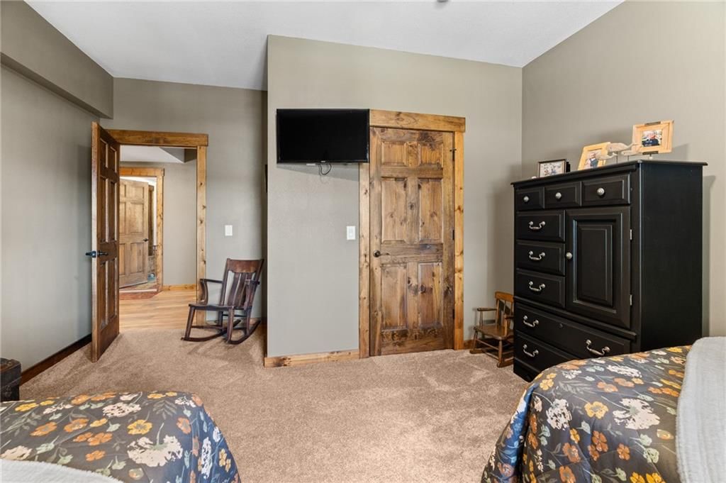 588 Lake Viking Terrace — photo 34