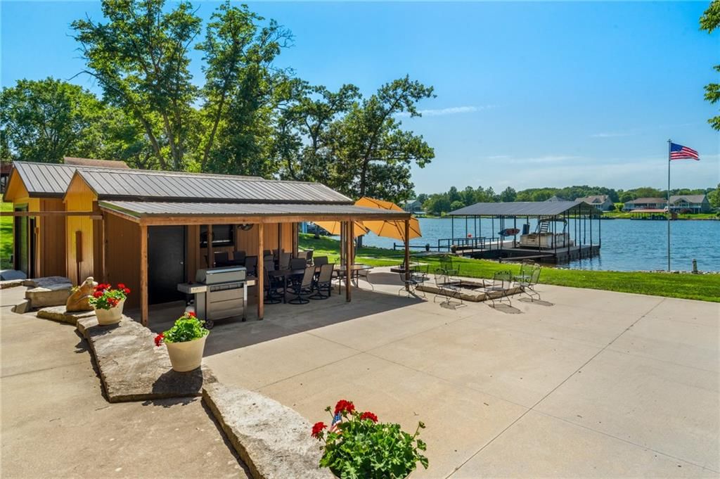 588 Lake Viking Terrace — photo 77
