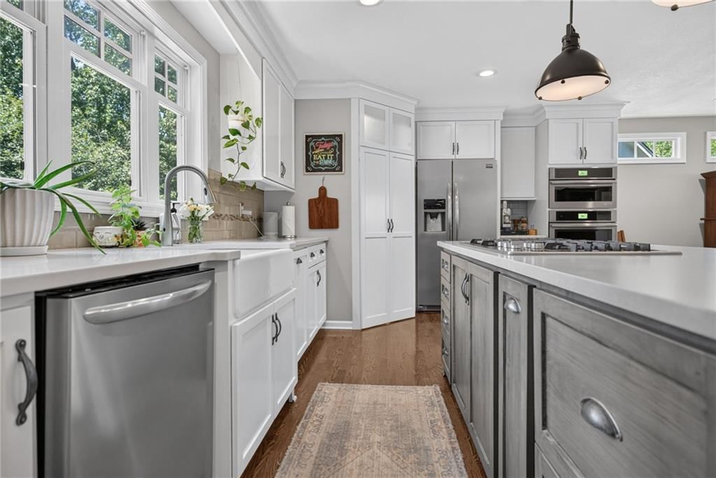 22413 W 53 Street — photo 10