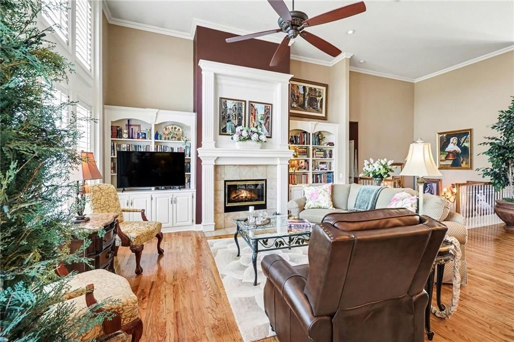 20306 W 99th Terrace — photo 8