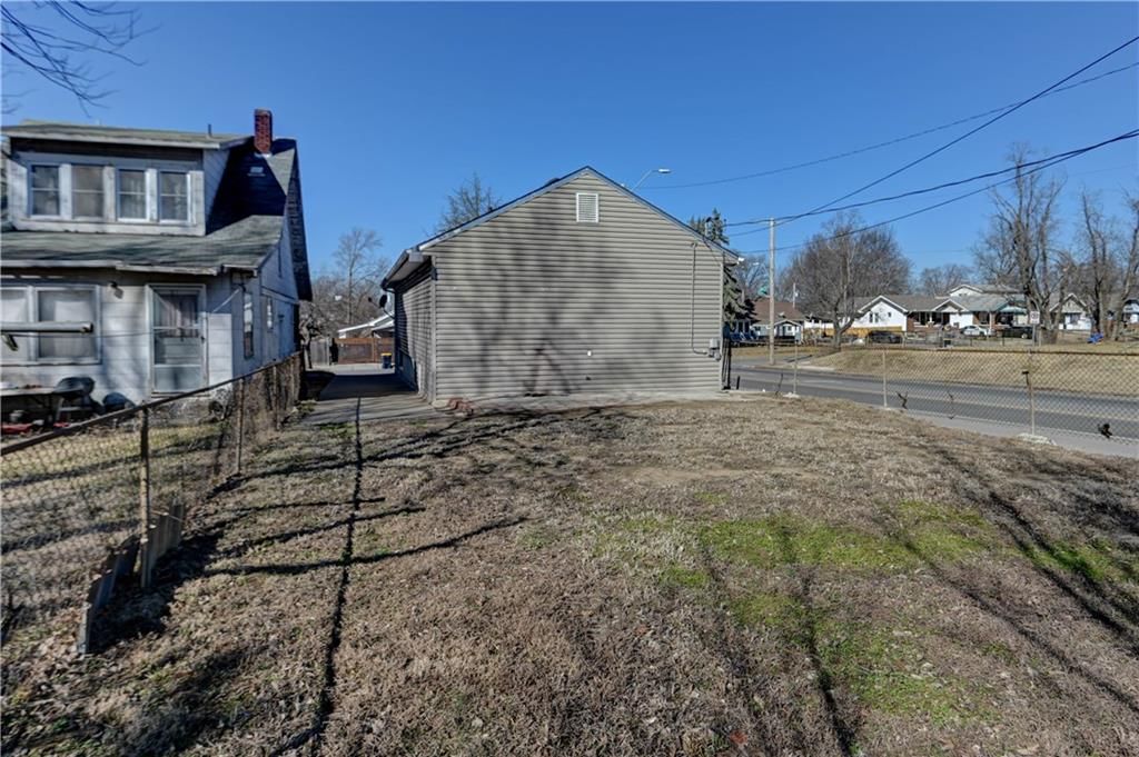 2301 Drury Avenue — photo 29