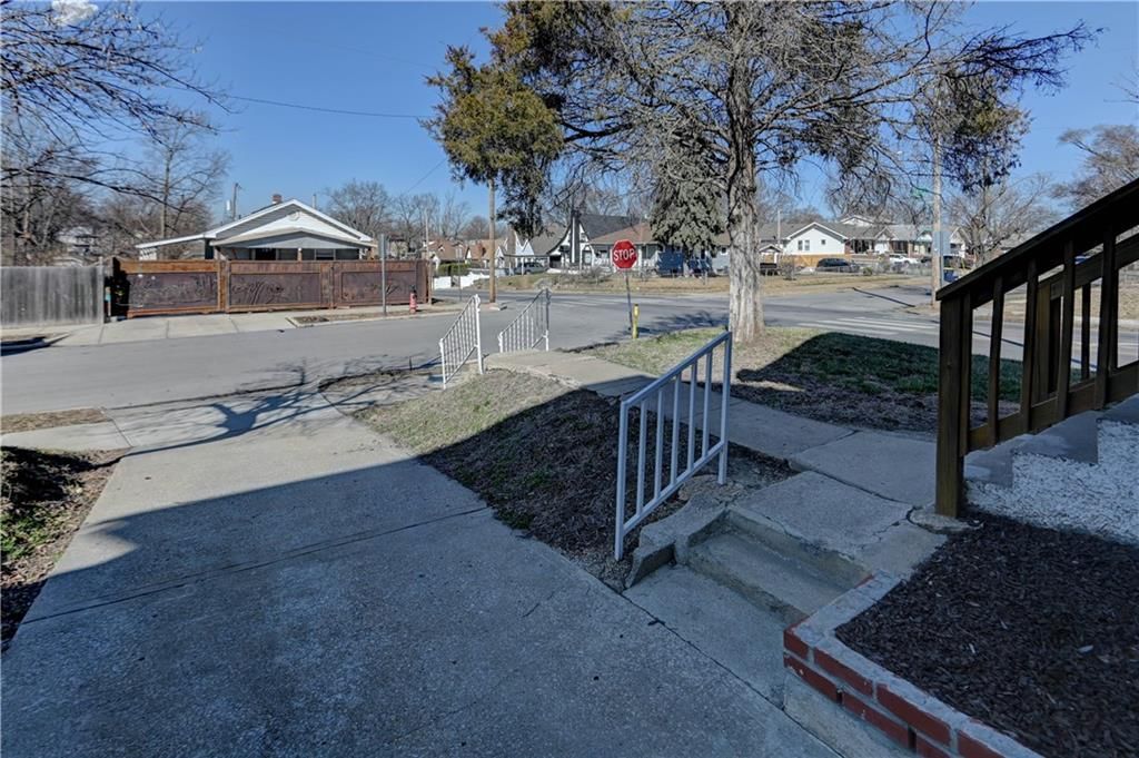 2301 Drury Avenue — photo 31
