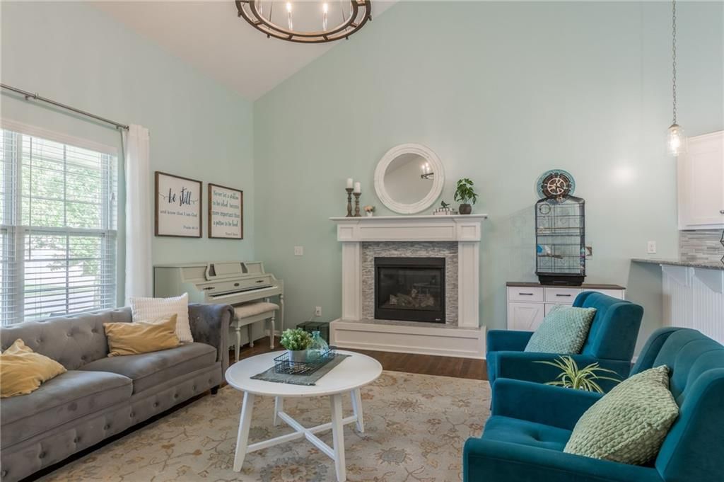 1309 Regency Drive — photo 3