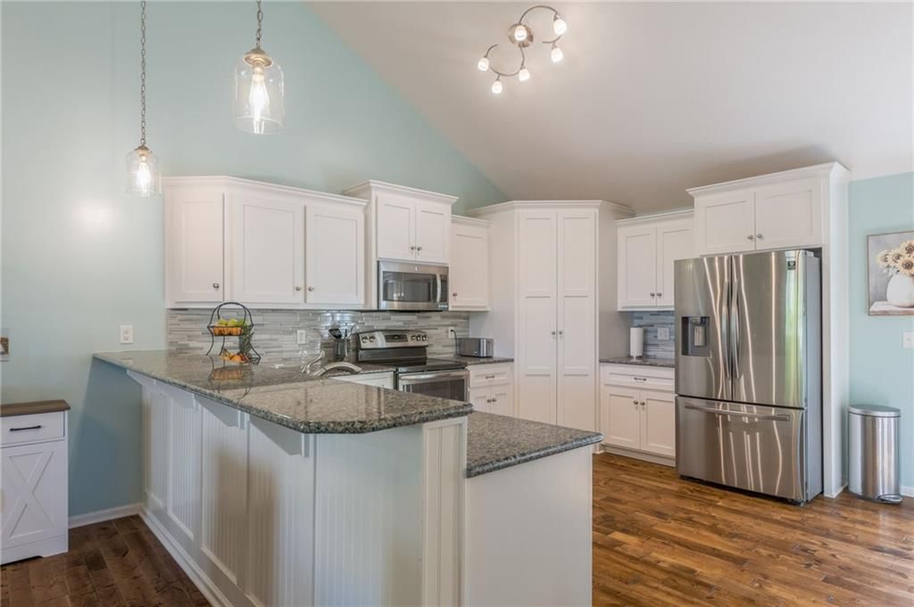 1309 Regency Drive — photo 9