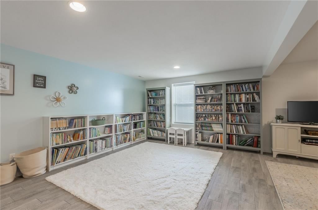 1309 Regency Drive — photo 29