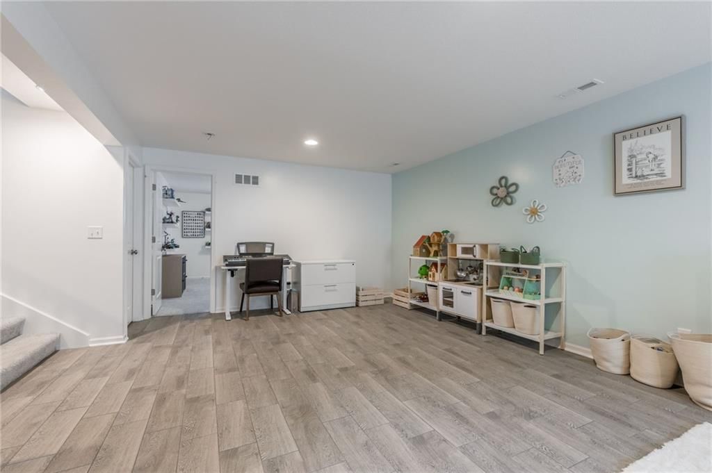 1309 Regency Drive — photo 32