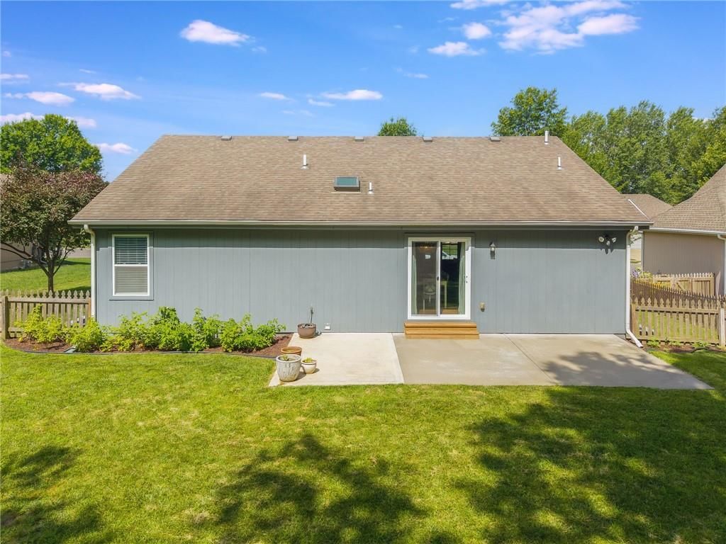 1309 Regency Drive — photo 34