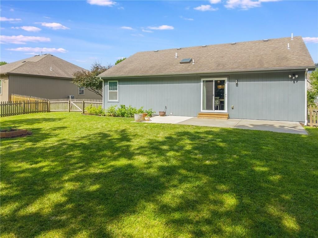 1309 Regency Drive — photo 35