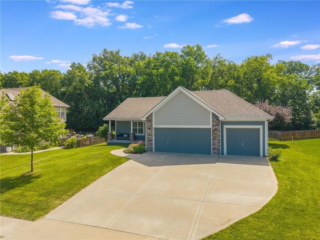 1309 Regency Drive — photo 37