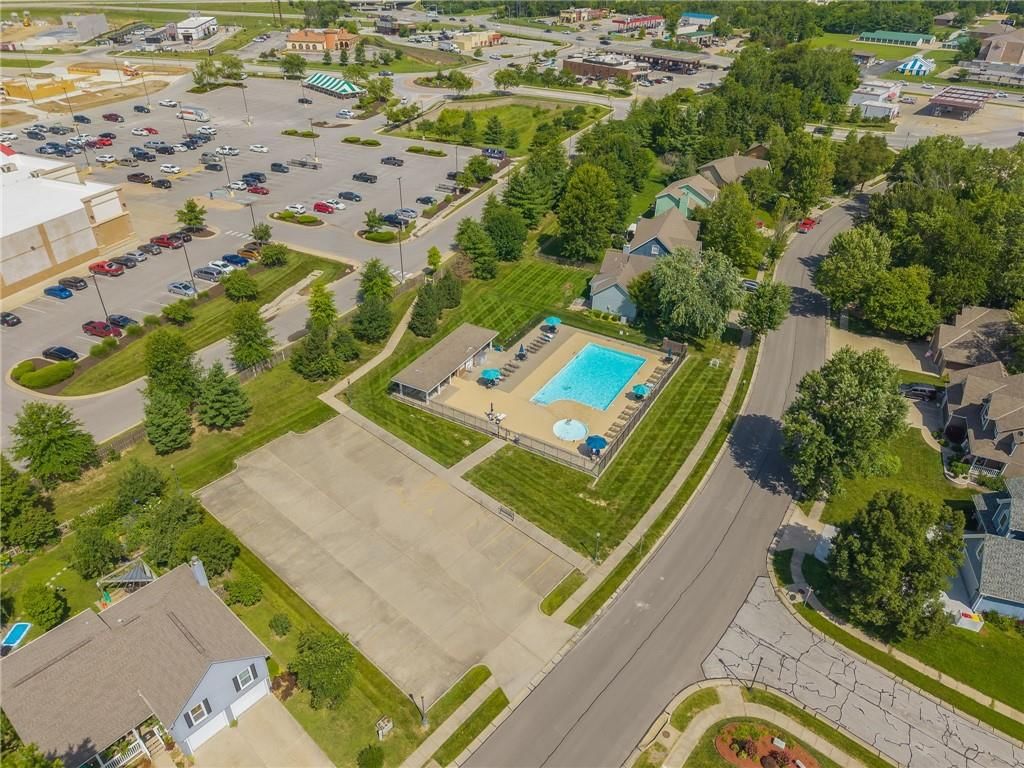 1309 Regency Drive — photo 41