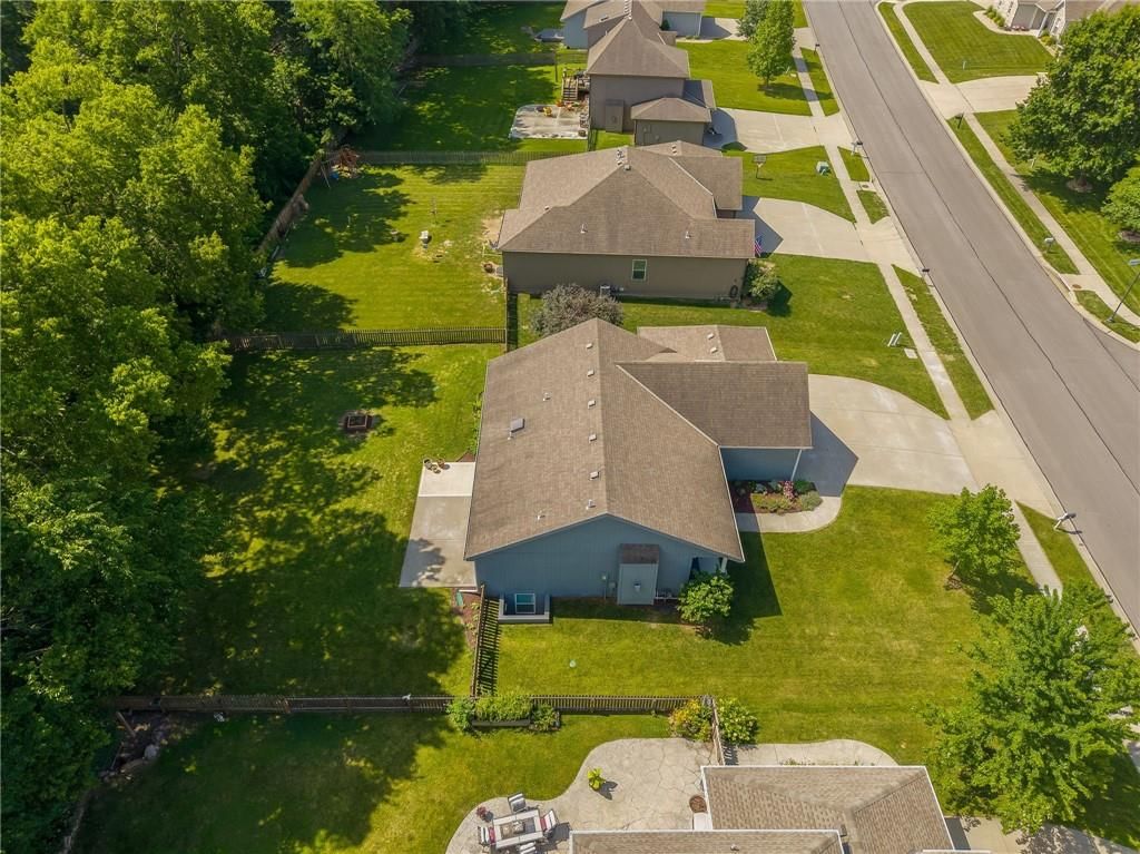 1309 Regency Drive — photo 46