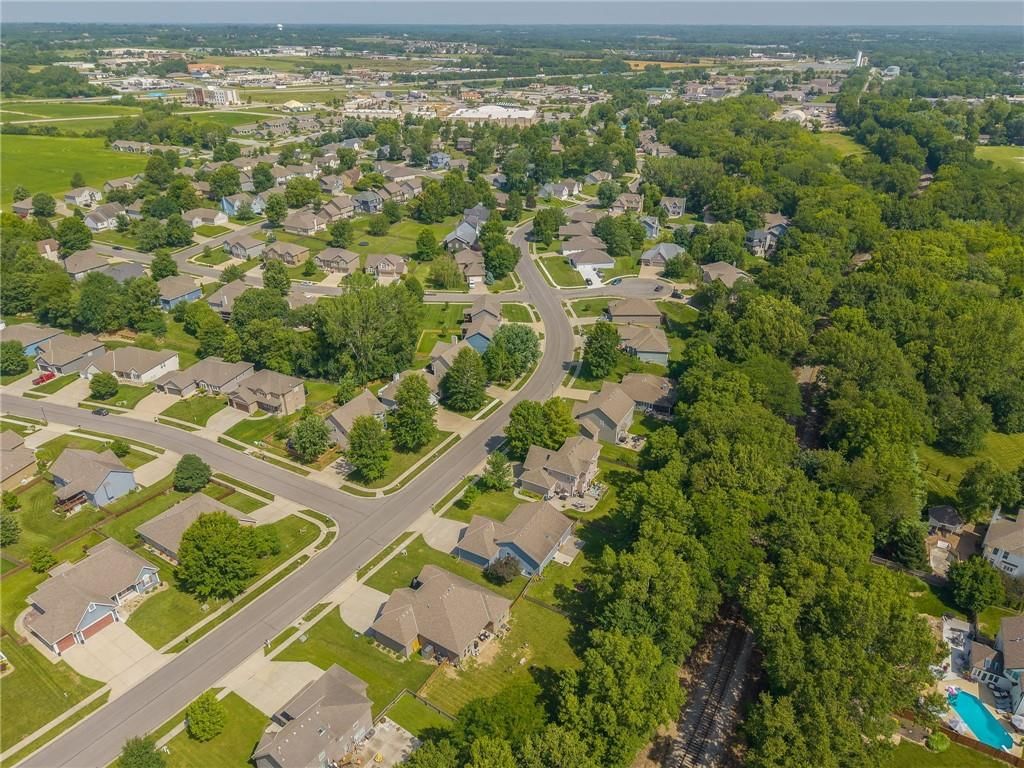 1309 Regency Drive — photo 49
