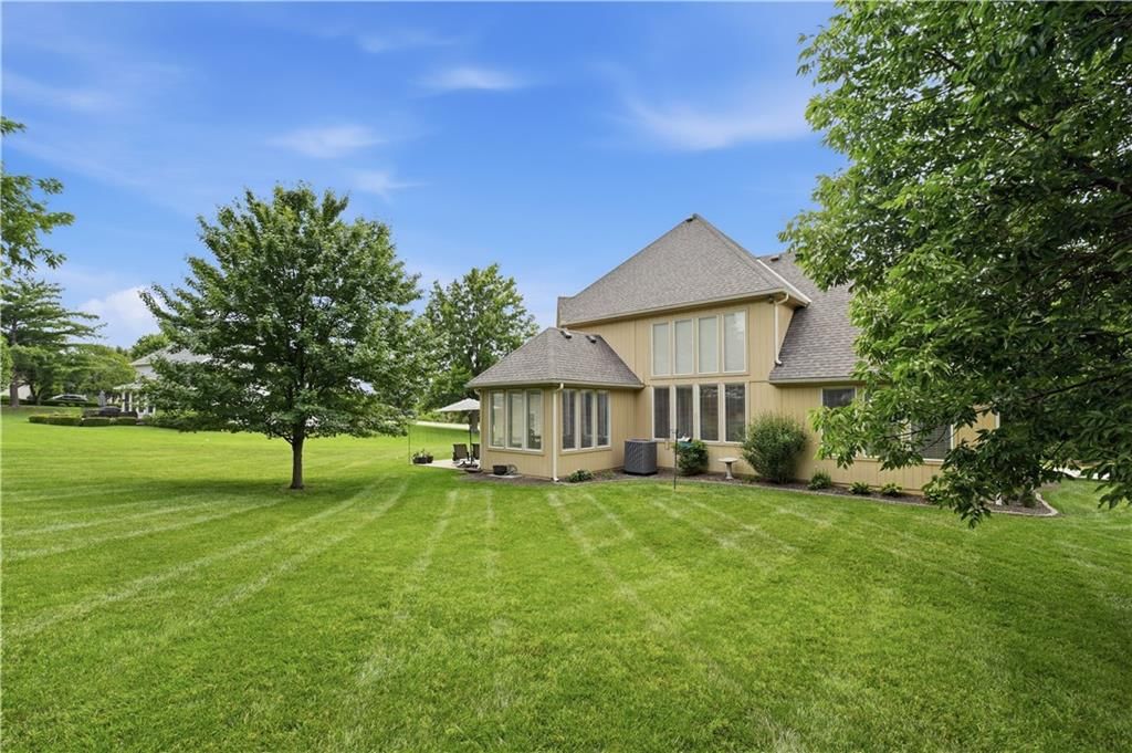 1019 SW Coachlight Court — photo 39